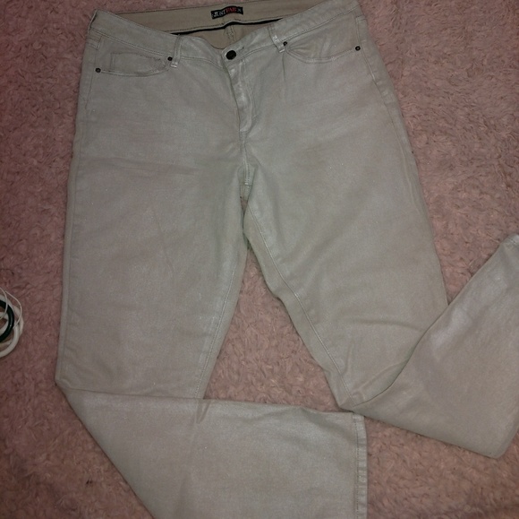 EUC JustFab skinny jeans platinum metallic coated - Picture 2 of 2